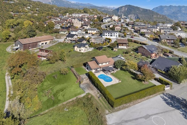 Villa d'exception à Grimisuat - Terrain spacieux et vue panoramique 3