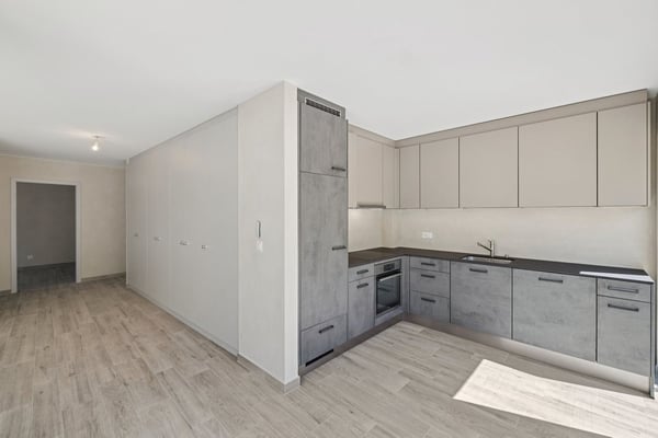 Appartement neuf de 2.5 pièces avec grand jardin et terrasses 9