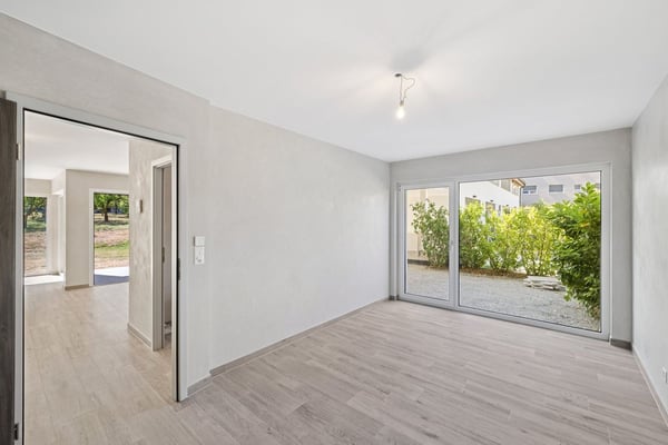 Appartement neuf de 2.5 pièces avec grand jardin et terrasses 12