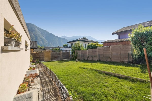 Villa individuelle 3.5 pièces à rafraîchir, beau potentiel ! 10
