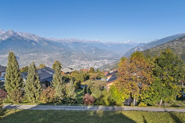 1'413 m2 à bâtir au coeur d'un quartier résidentiel ! 2