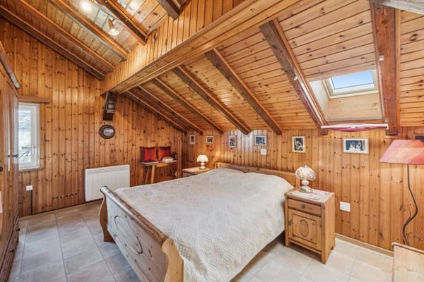 Élégante maison jumelée avec vaste terrain au coeur de Saillon 7