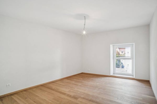 Opportunité rare : immeuble de 4 logements avec cachet 8