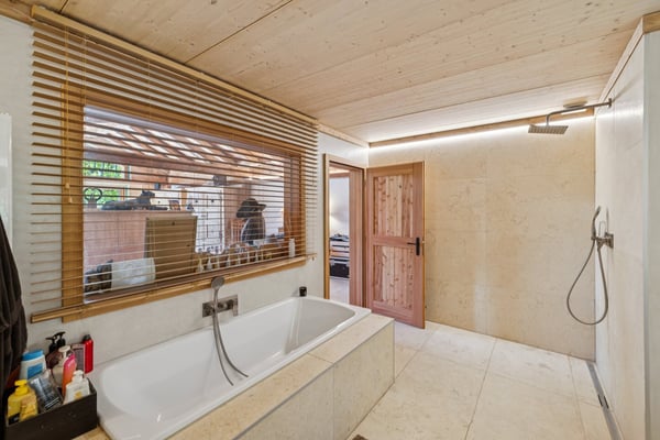 Chalet de 2 appartements au charme authentique 12