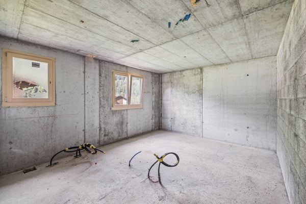 Élégant chalet en construction avec finitions sur mesure à Evolène 13