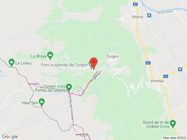 Appartement de 2.5 pces traversant avec deux salles de bains 12