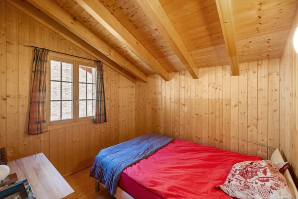 Chalet de charme avec espace bien-être et vue spectaculaire 11