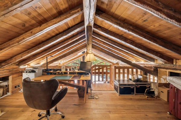 Charmant hameau de la commune de Liddes, bénéficie d'un cadre paisible 8