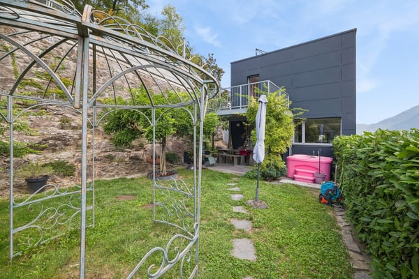 Belle villa individuelle avec un joli jardin 4
