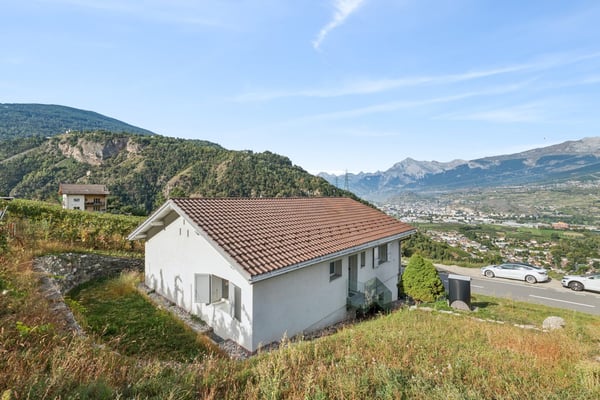 Maison individuelle avec vue panoramique et cadre privilégié 1