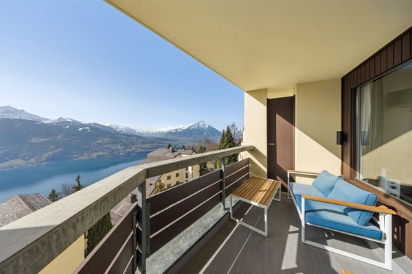 Charmant appartement de 3,5 pièces avec cuisine et salle de bains, lum 11
