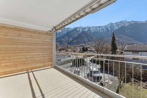 Duplex 9.5 pièces avec vue imprenable sur le lac de Brienz 12
