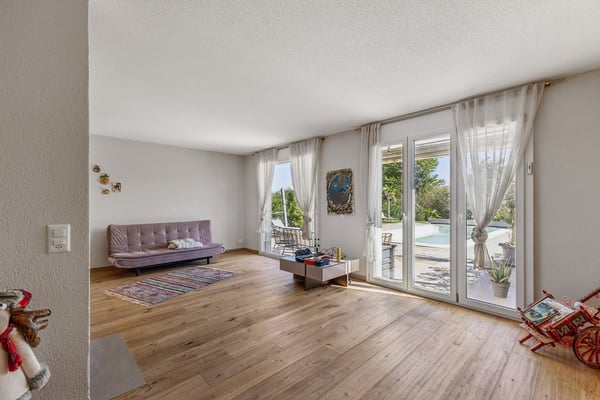 Maison mitoyenne avec piscine et studio indépendant 6