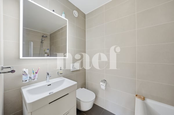 En exclusivité : 4.5 pièces entièrement rénové dans le quartier des Fontaines 8