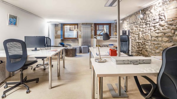 Souplex en excellent état situé dans un immeuble du XVIIIe siècle 2