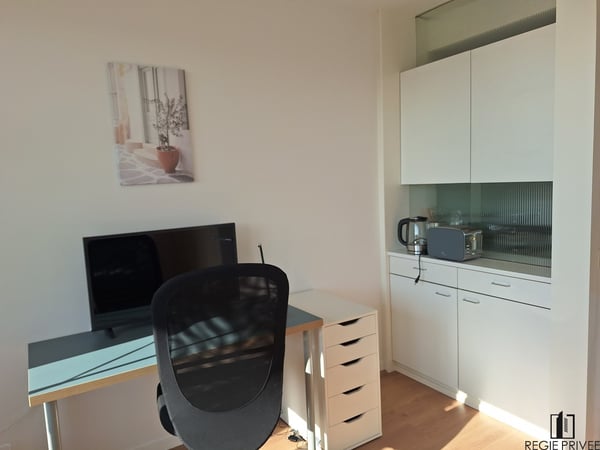 Studio meublé & équipé 2