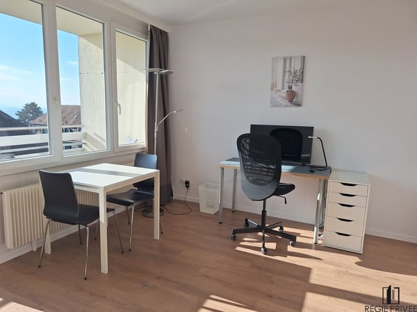 Studio meublé & équipé 1