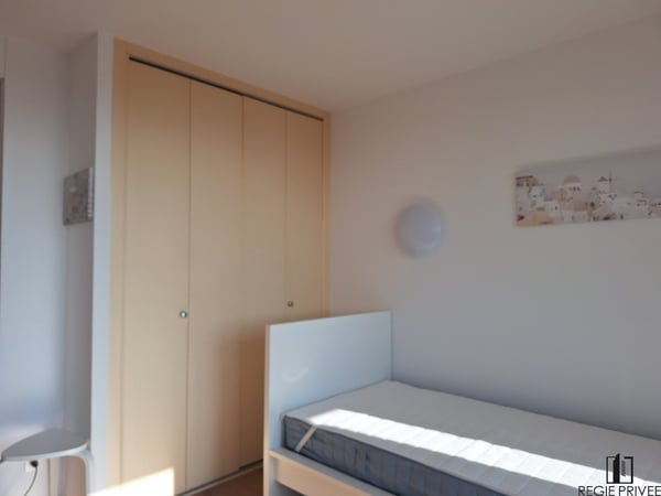 Studio meublé & équipé 3