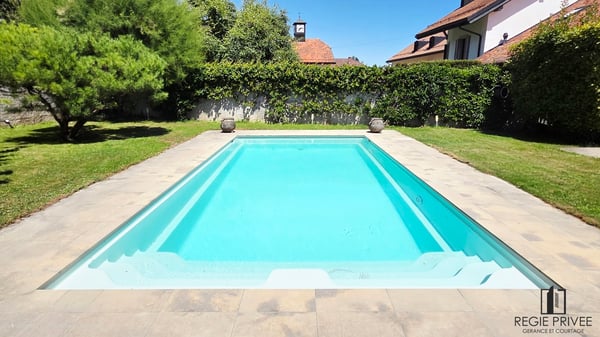 Maison individuelle meublée avec piscine extérieure 6
