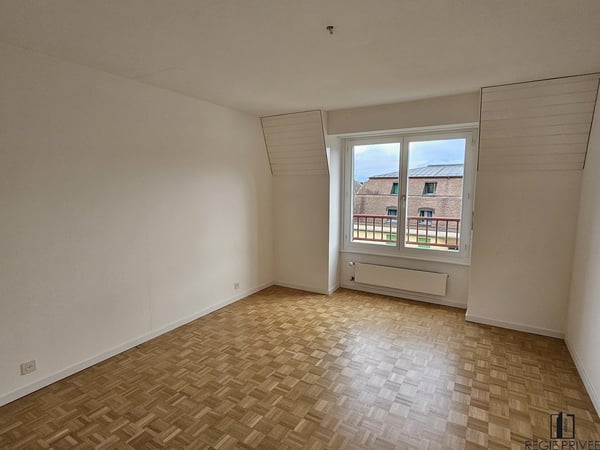 Bel appartement de 1 pièces sous les toits rénové en 2024 4