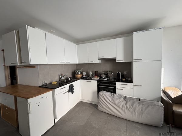 Grand studio avec terrasse à Gilly 4