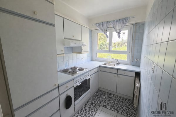 Appartement 2 pièces avec balcon 2