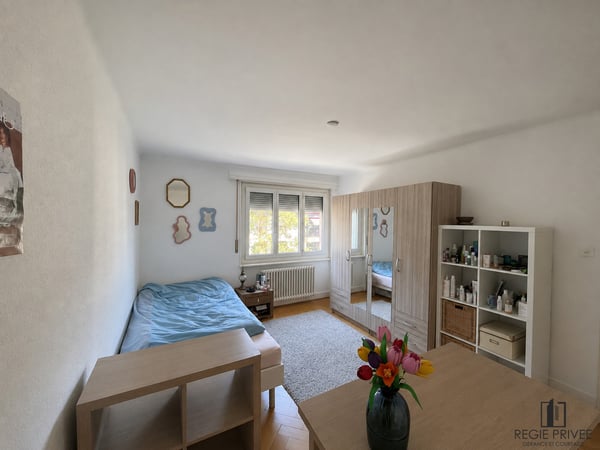 Appartement de 3 pièces avec balcon 2