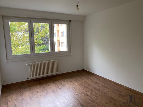 Studio au 1er étage 2