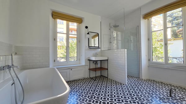 Magnifique triplex avec grand jardin au centre de Lausanne 9