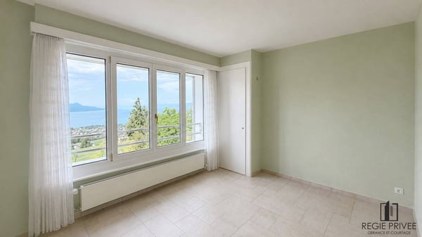 Superbe appartement de 2.5p. avec vue sur le lac 5