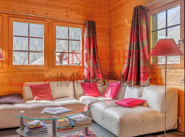 PERLE RARE - Authentique chalet au coeur du vieux village de Grimentz 2