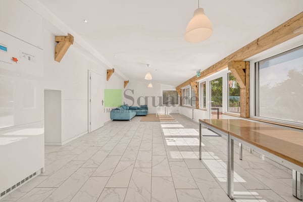 Maison locative de 7 pièces 10