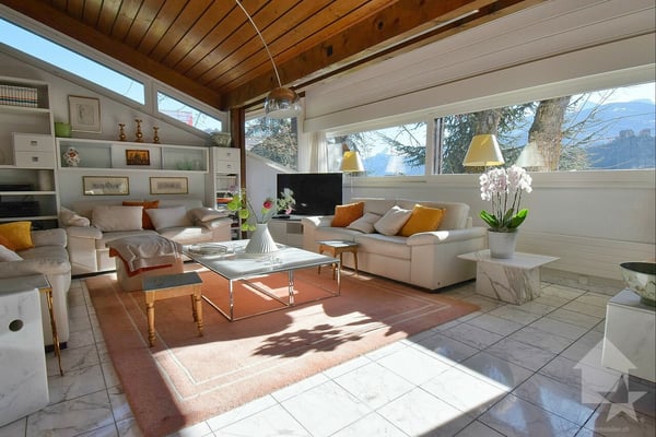 Magnifique propriété entourée de verdure, spacieuse et au calme 6