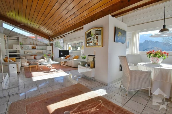 Magnifique propriété entourée de verdure, spacieuse et au calme 7