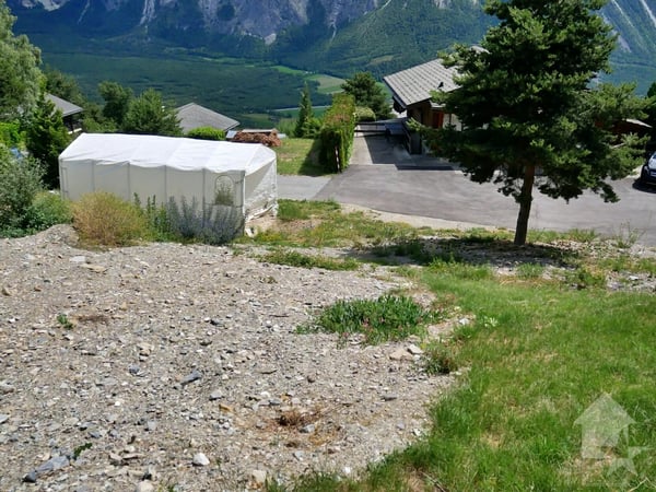 Belle parcelle de 589 m2 avec vue imprenable sur les alpes Valaisanne 3