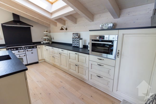 Magnifique attique en duplex de 4,5 pces d'une surface de 118m2 hab 6