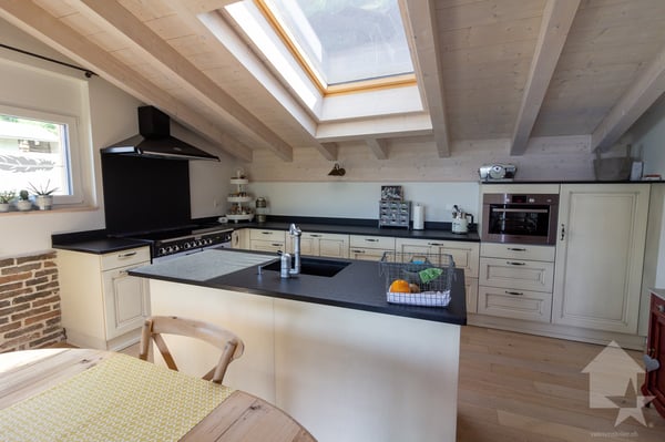 Magnifique attique en duplex de 4,5 pces d'une surface de 118m2 hab 3