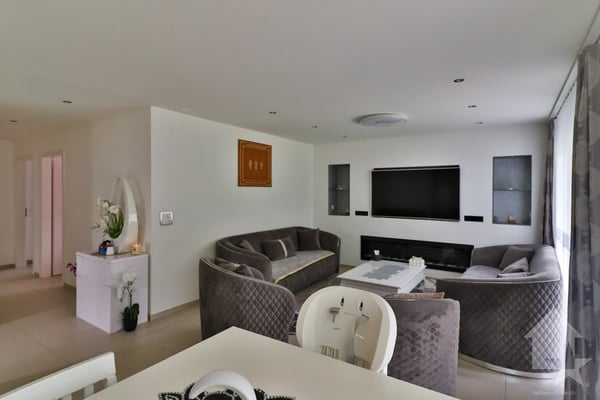 Belle villa composée de 2 appartements indépendants 5