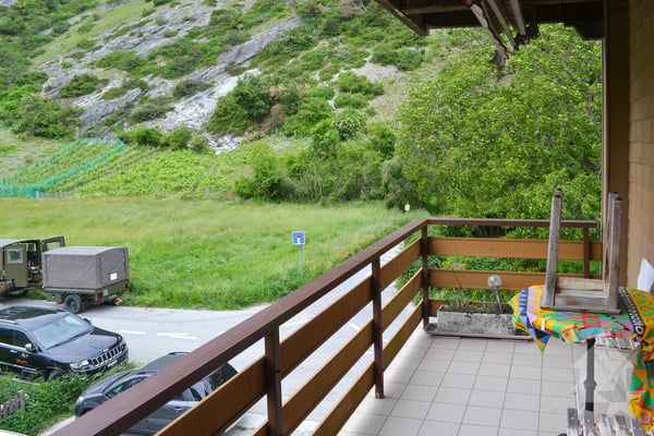Appartement de 4,5 pièces de 80 m2 au 2ème étage d'un petit immeuble. 11