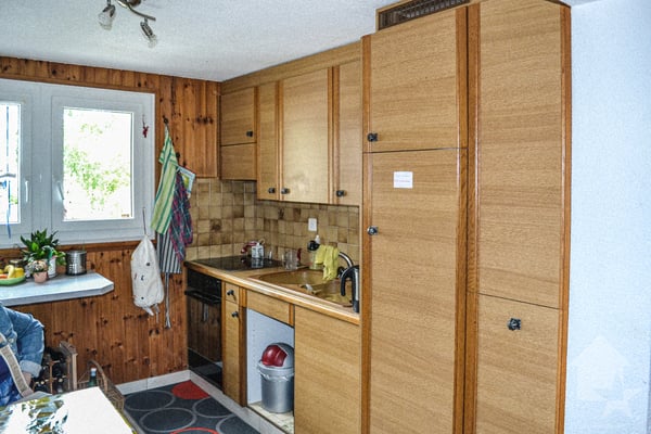 Appartement de 4,5 pièces de 80 m2 au 2ème étage d'un petit immeuble. 6