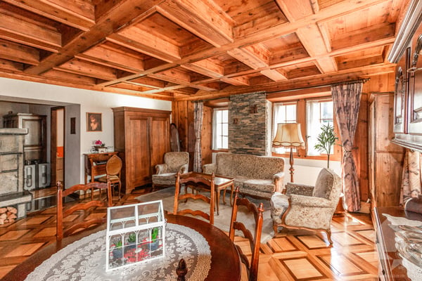 Appartement 4 pièces dans un bâtiment historique de la vieille ville 6