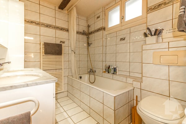 Appartement 4 pièces dans un bâtiment historique de la vieille ville 5