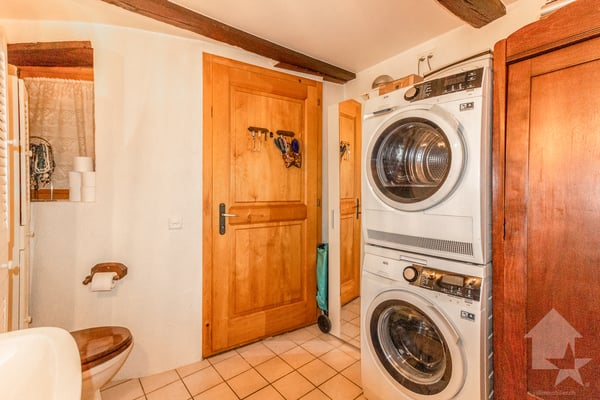 Appartement 4 pièces dans un bâtiment historique de la vieille ville 13