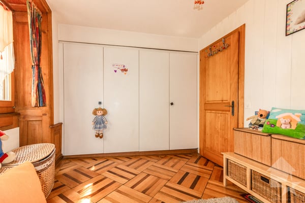 Appartement 4 pièces dans un bâtiment historique de la vieille ville 9