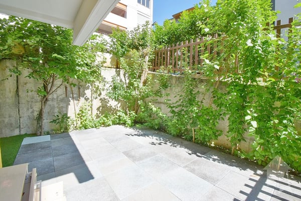 Au centre-ville de Sion 4.5 pièces avec une place de parc incluse 1