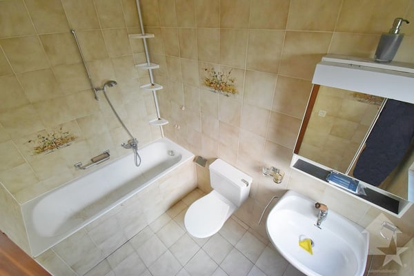 Au centre-ville de Sion 4.5 pièces avec une place de parc incluse 12