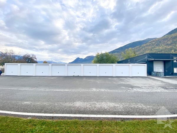 Halle industrielle de 5032 m3 + 32 garages box entre Sion et Sierre 13