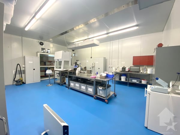 Halle industrielle de 5032 m3 + 32 garages box entre Sion et Sierre 12