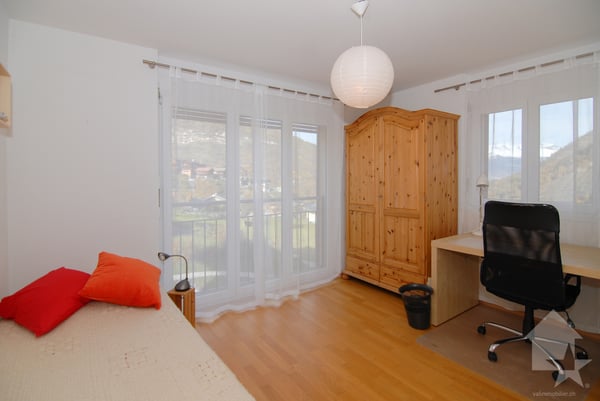 Maison familiale spacieuse et très lumineuse 12