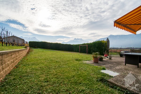 Immeuble mixte de 2 appartements et un atelier 7